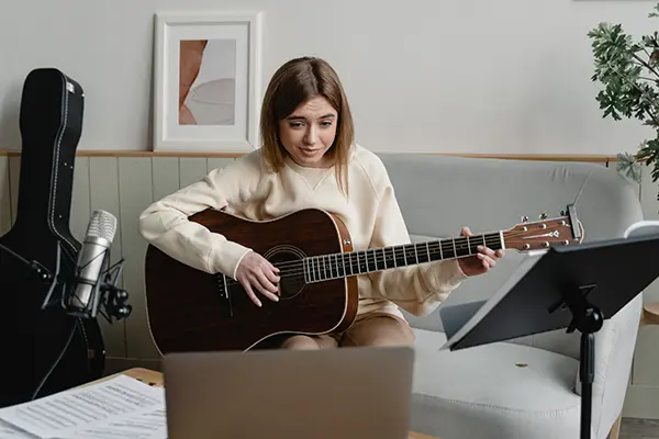_Guilderland Home 41 Guilderland Guitar Lessons 5